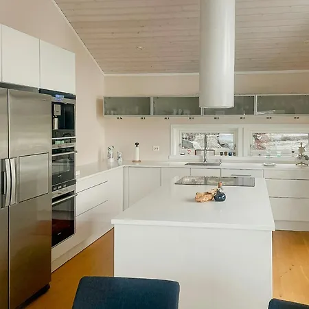 Seaside With Private Pier In Ferienhaus