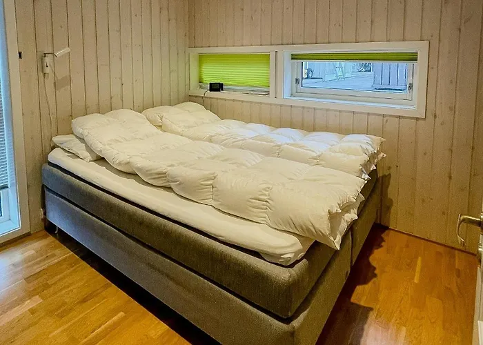 Seaside With Private Pier In Vakantiehuis *